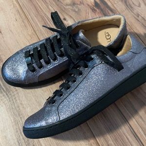 NWOT UGG glitter sneakers❣️